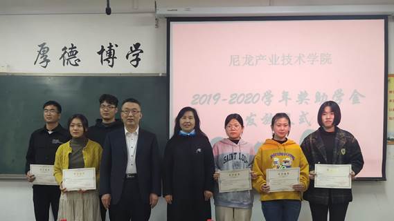 英国上市公司365