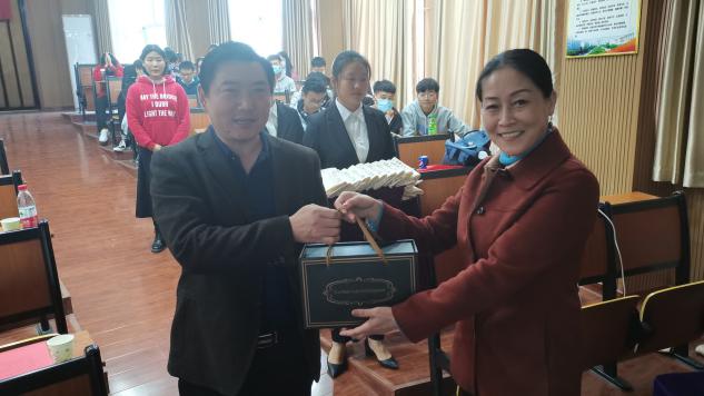 英国上市公司365